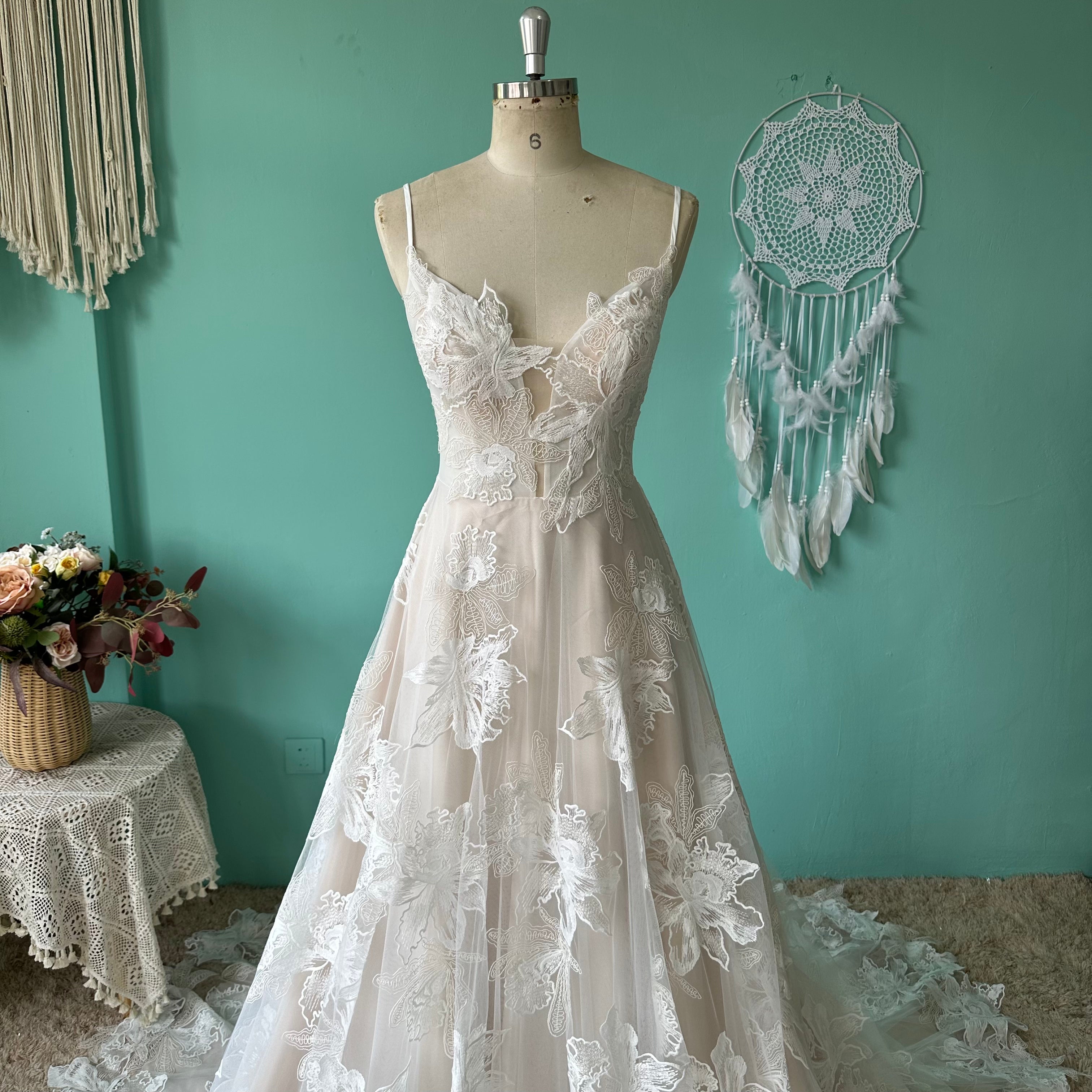 Women`s Wedding Dresses for Bride 2025 Applique Boho Bridal Gown