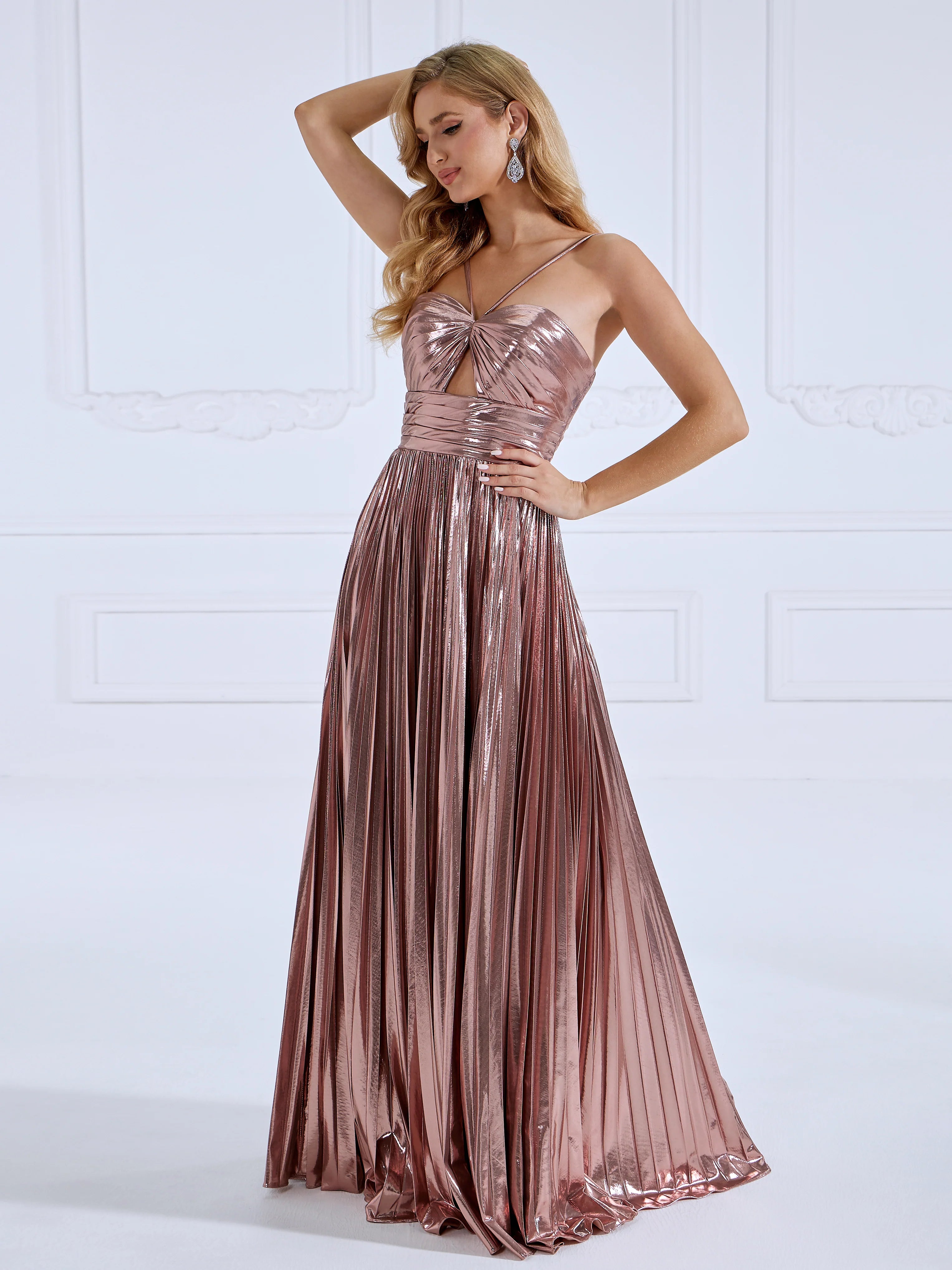 Iridescent Pleated Dress with Halter Neck and Cutout 2025#012