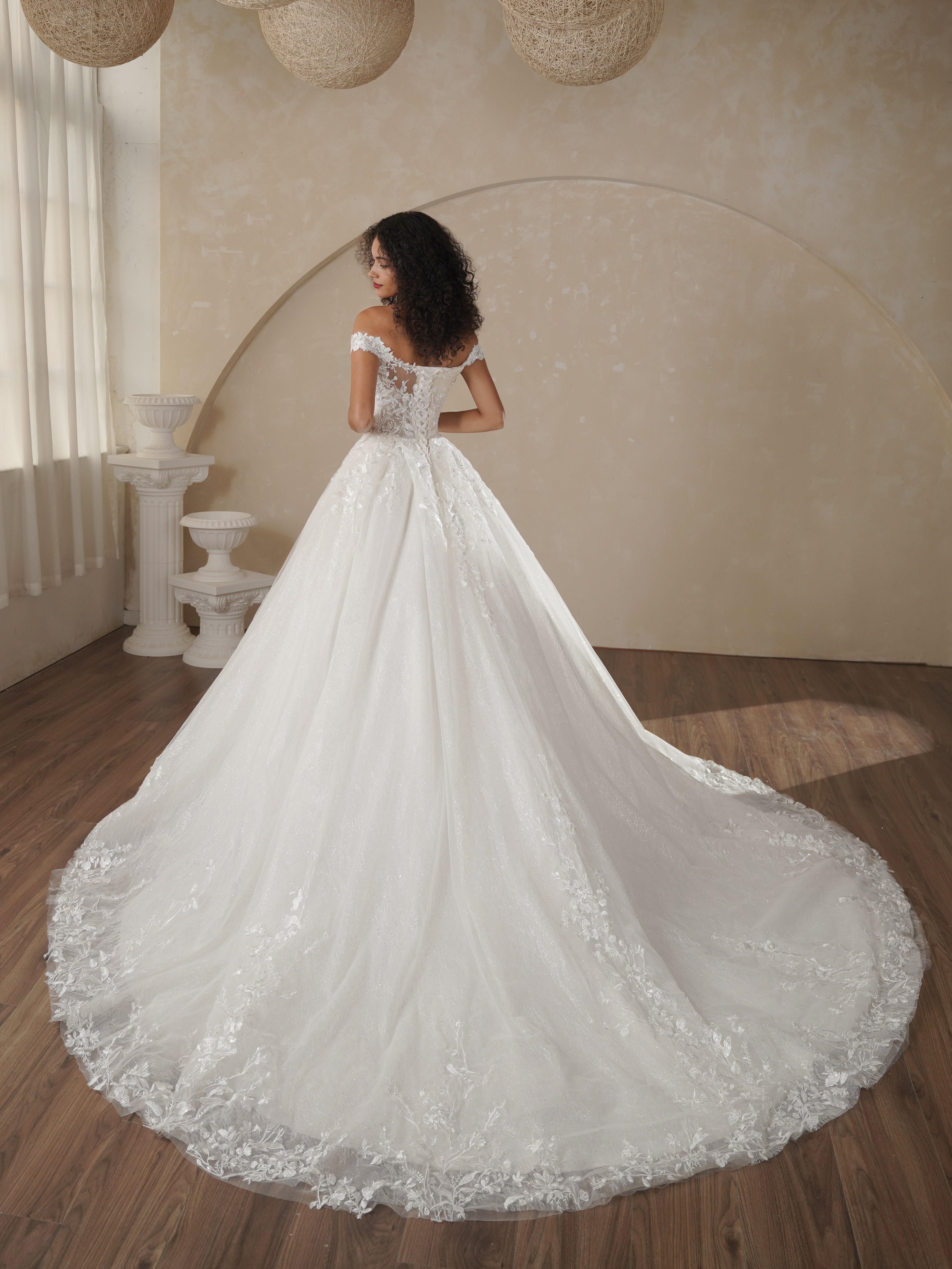 Boho wedding dress off shoulder sweetheart with lace applique