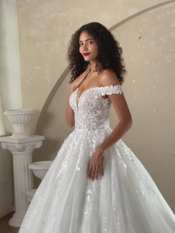 Boho wedding dress off shoulder sweetheart with lace applique